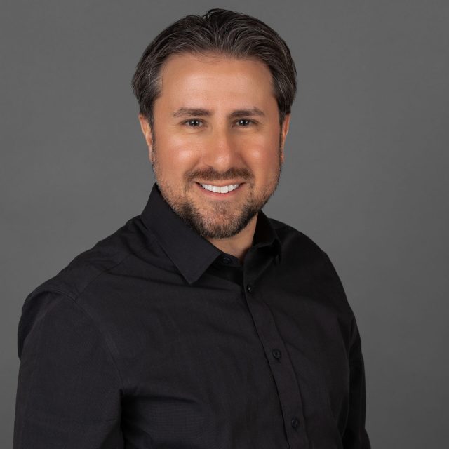 Rich Onofrio portrait